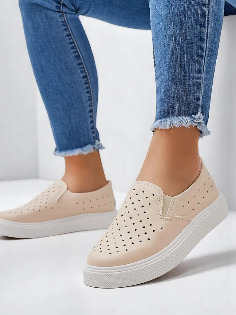 Royalfashion Дамски спортни обувки с перфорация, тип шнур Vaned