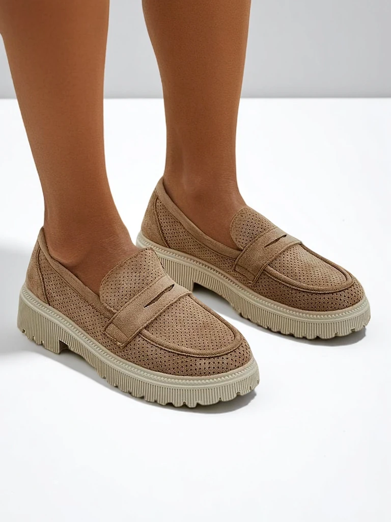 Royalfashion Женски мокасини от еко велур Dunes