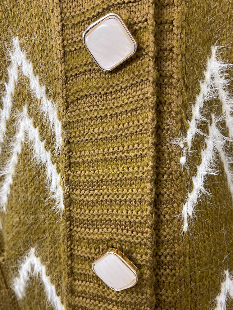 Royalfashion Дамски пуловер за спане с шарена горчица