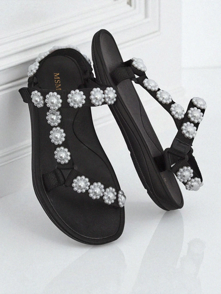 Дамски сандали Royalfashion Perseida черни на платформа с перли