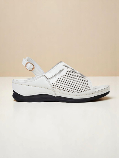 Royalfashion Дамски сандали на нисък ток Mira