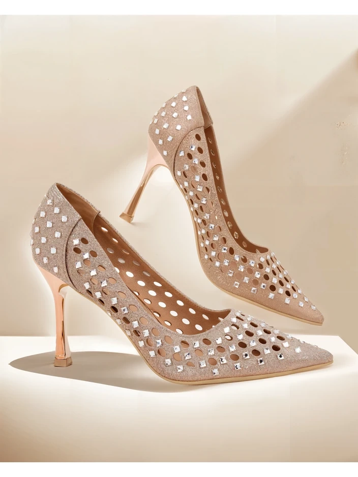 Royalfashion Женски обувки с перфорация и висок ток Ecatte