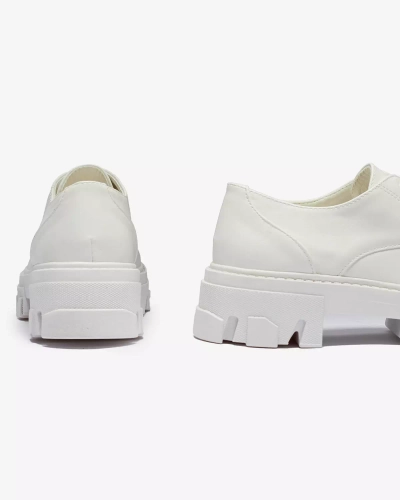 Бели дамски полуботуши Delgor- Обувки