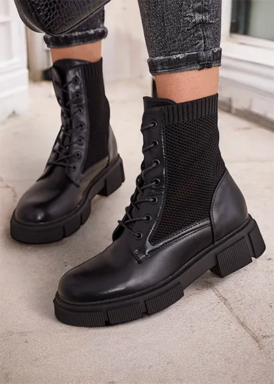 Дамски равни глезенки с отворено плетене Rowic