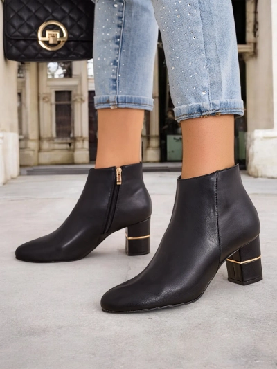 Дамски боти с платформа RoyalFashion Afennor