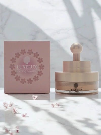 Luxelux Пухкава пудра с гъба за лице 02 13.5 г