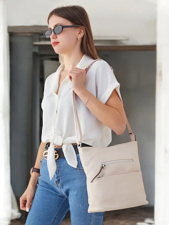 Royalfashion Дамска чанта малък размер, изработена от еко кожа