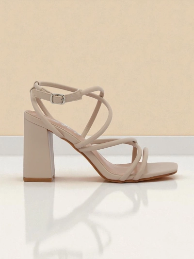 Royalfashion Дамски сандали с дебел ток Elysia