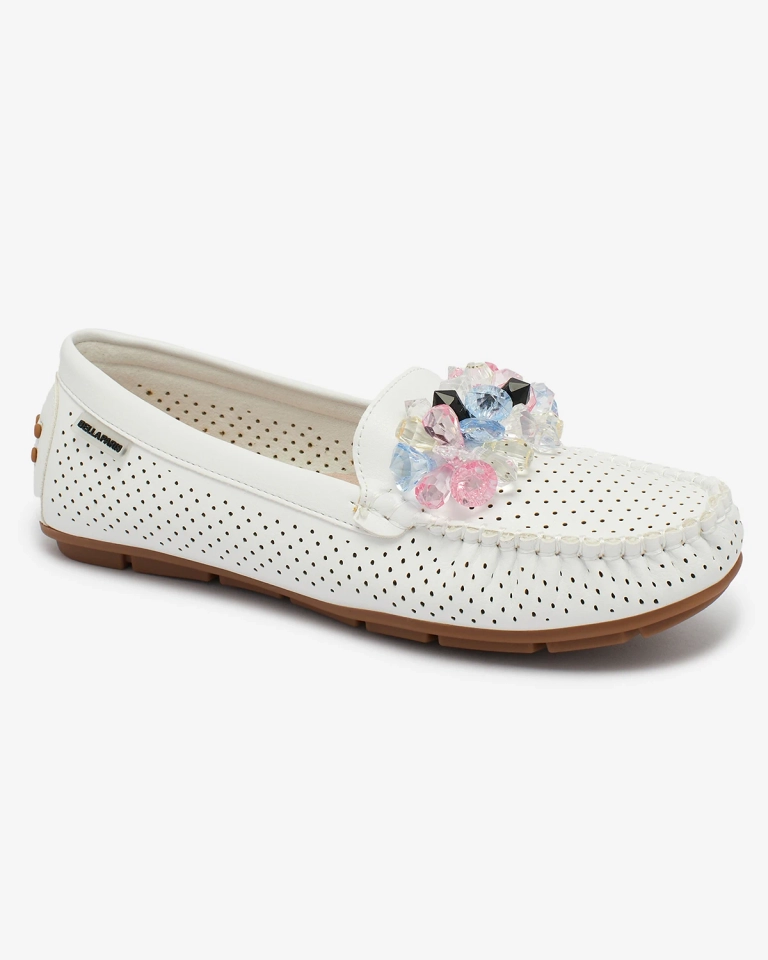 Royalfashion Дамски ажурни мокасини в бяло с декоративни кристали Cizzas