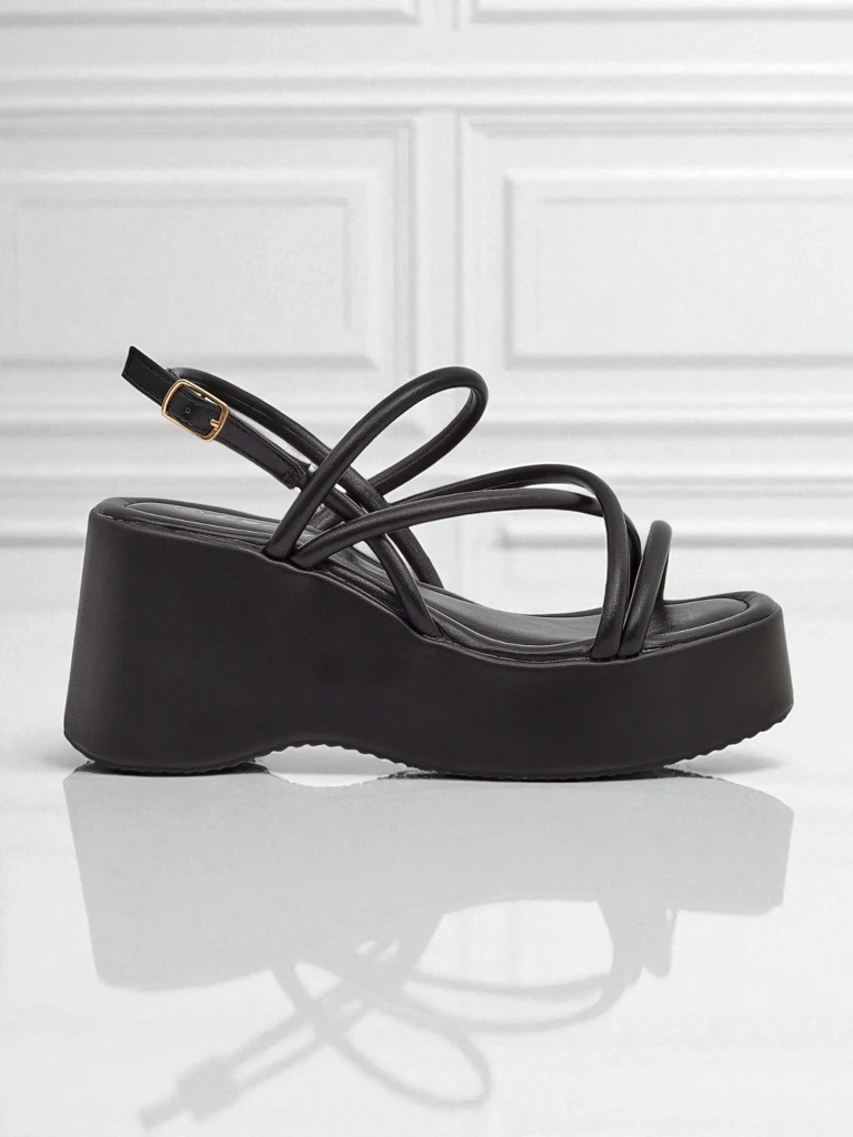 Royalfashion Дамски сандали на котурн Skyline Straps