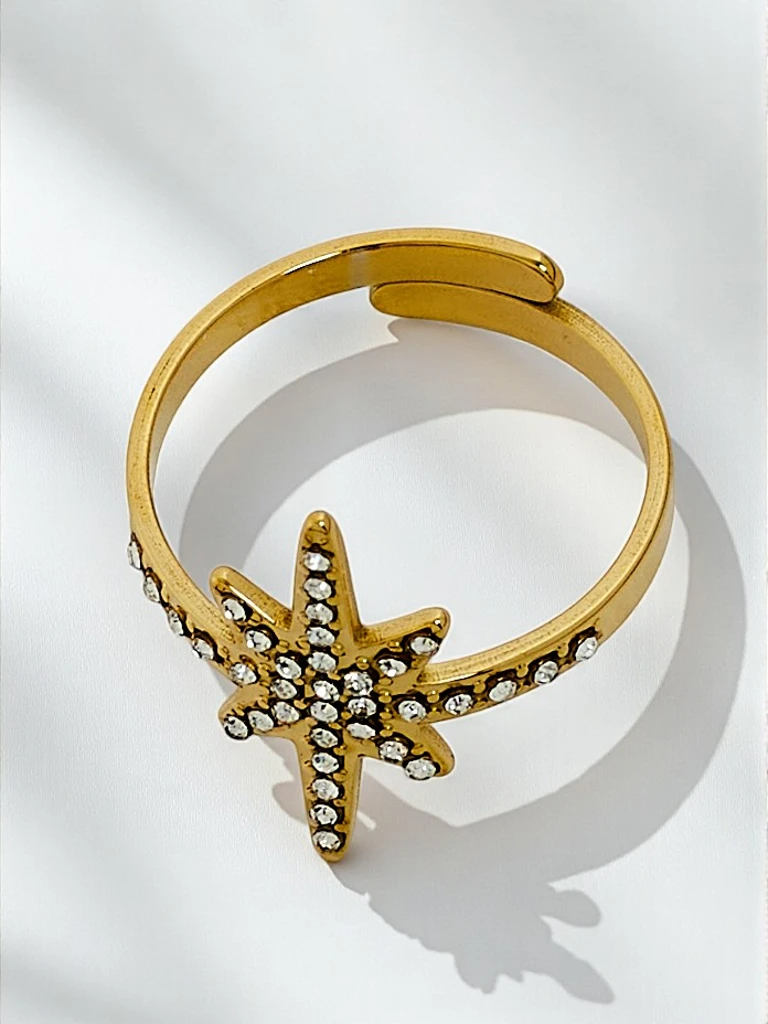 Гривна тип обръч Dolce Vita с декоративни талисмани