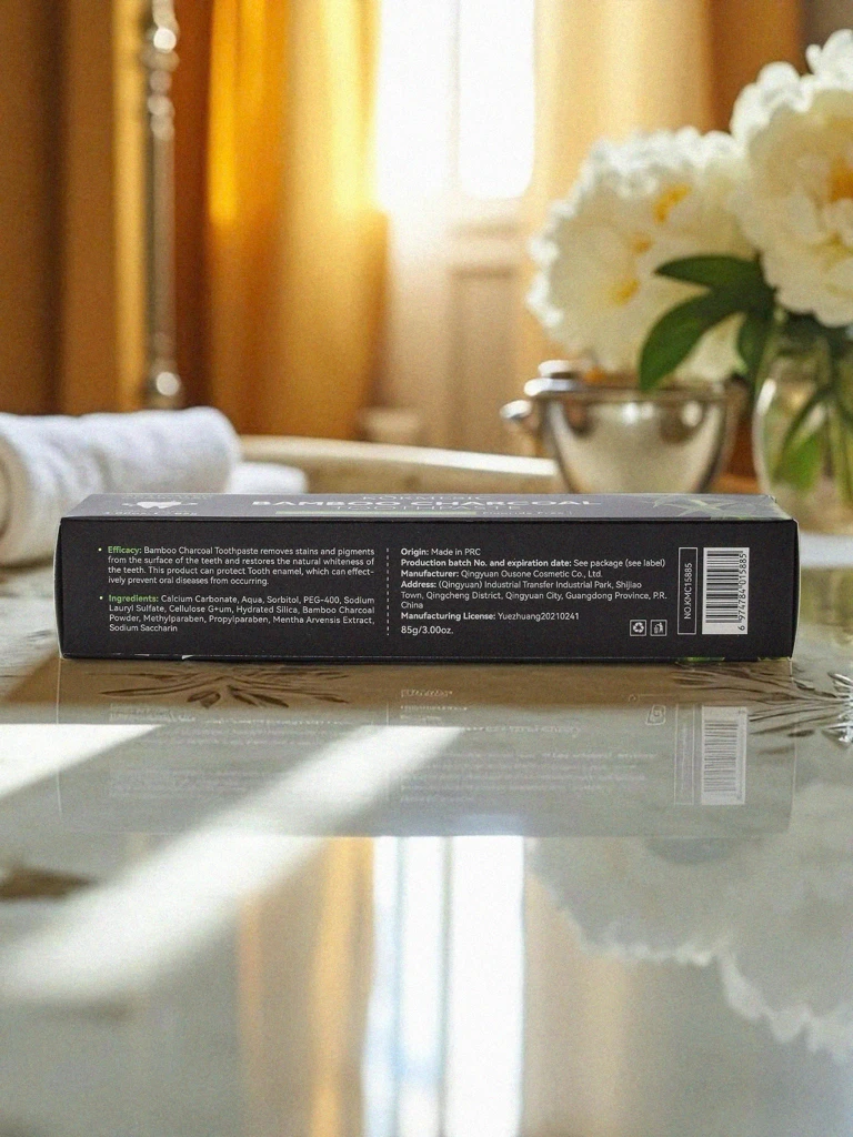 Избелваща паста за зъби с бамбуков въглен