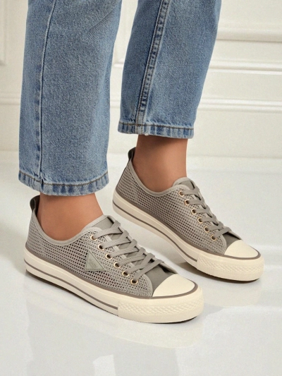 Royalfashion дамски перфорирани кецове Rebbse