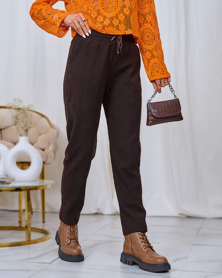 Royalfashion Тъмнокафяв дамски панталон от велур