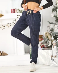 Тъмносиньо