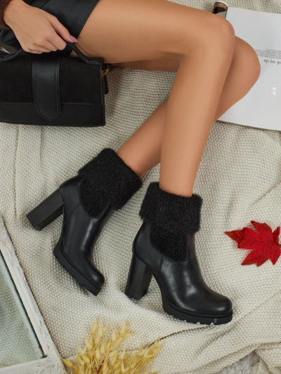 Дамски боти от еко кожа на ток с плетиво Tirave