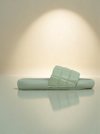 Royalfashion Дамски чехли на равна подметка Quilt Walk