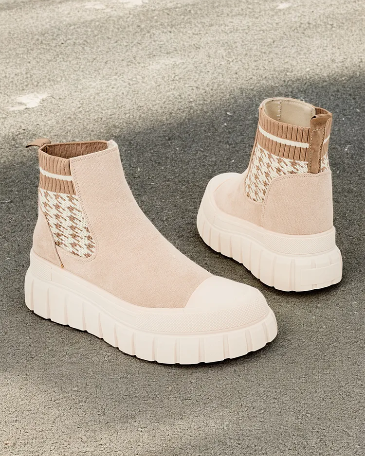 Дамски ботуши на прослойка Royalfashion Roniv