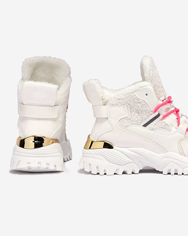Бели дамски спортни обувки с кожа и неоново розови връзки Sagglo- Footwear