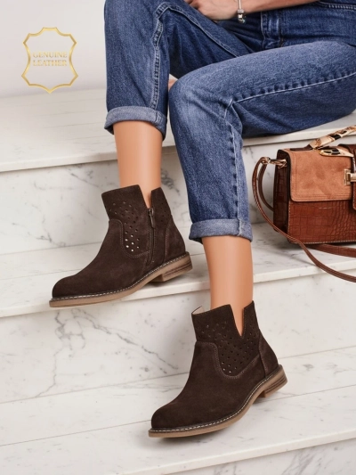 Aurelia Verona - Кафяви дамски велурени боти от естествена кожа, 3 см ток