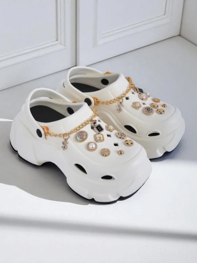 Сандали Caligae Aurelia Bianca с декорации chain в стил glamour