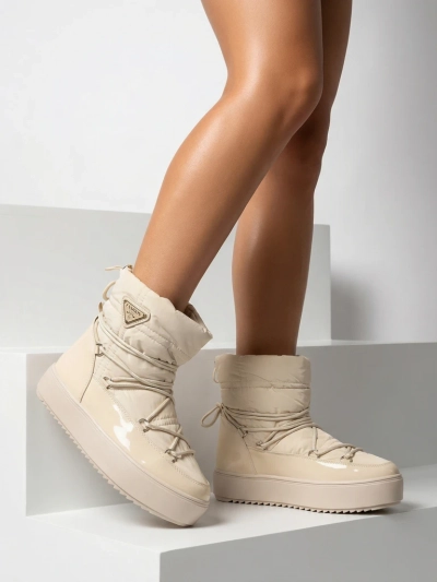 Royalfashion Дамски ботуши a'la snow boots в бежово Vevnose