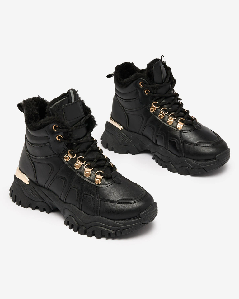 Royalfashion Дамски маратонки с кожа в черно Megigna