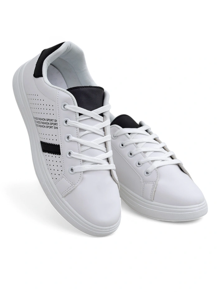 Royalfashion Дамски ажурни маратонки Fortay