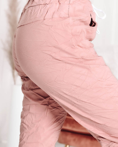 Светлорозов дамски панталон от плат - Облекло