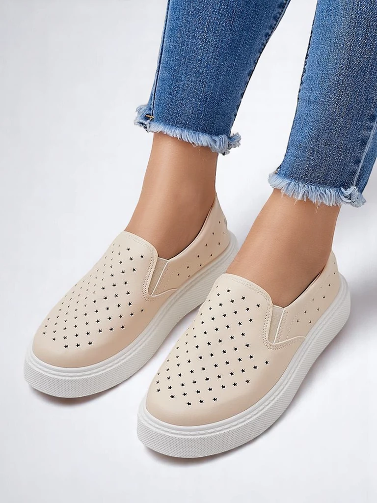 Royalfashion Дамски спортни обувки с перфорация, тип шнур Vaned