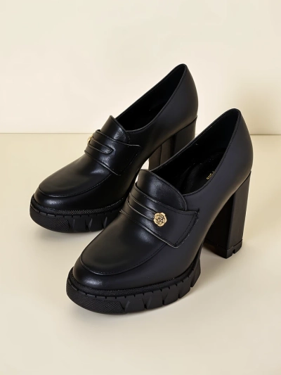 Royalfashion Дамски мокасини Detolla