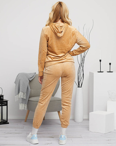 Beżowy damski komplet dresowy z napisem i kryształkami - Odzież