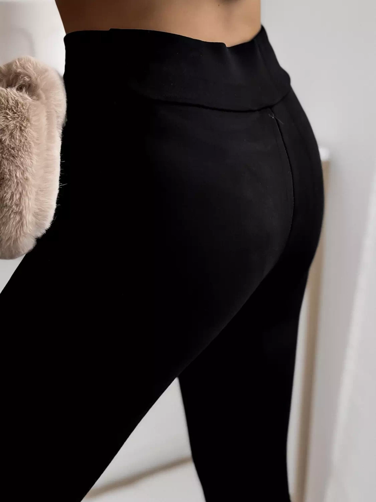 Затоплен черен дамски клин- Облекло