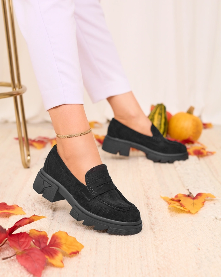 Royalfashion Черни дамски ажурни мокасини Lace Glide