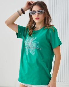 тъмнозелено