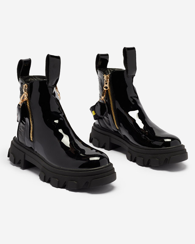 Дамски черни лачени боти Osallu - Обувки