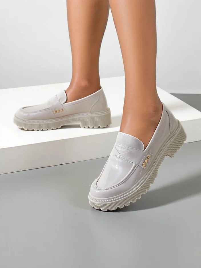 Royalfashion дамски лакови лофери Dunes