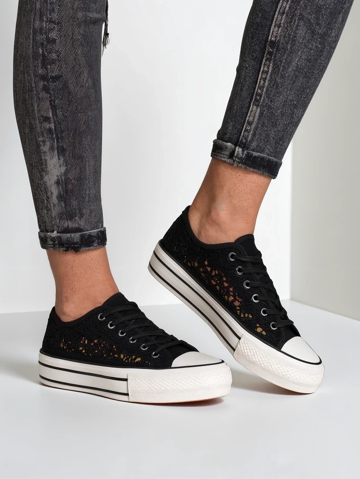 Royalfashion Женски перфорирани маратонки Nizzet