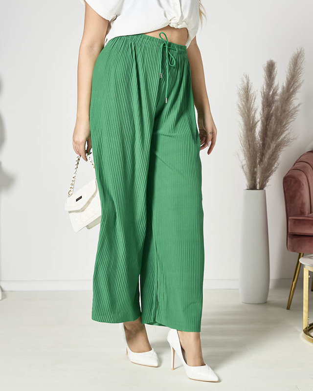 Дамски широки плисирани панталони палацо в зелено - Облекло
