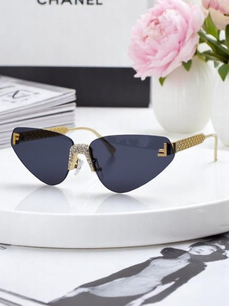 Royalfashion Винтидж стил слънчеви очила Vera