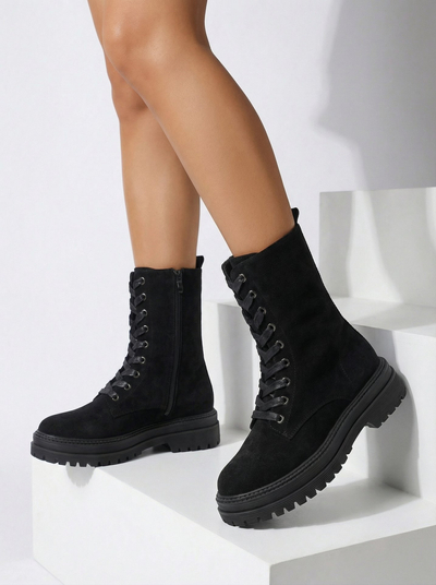 Дамски еко велурени боти тип работнически Molistea