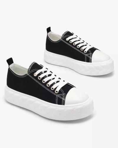 Royalfashion Черни дамски кецове на платформа Merija