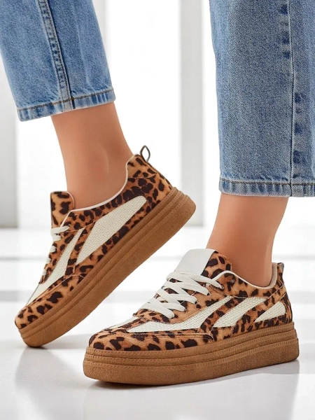 Royalfashion Женски спортни маратонки Detti