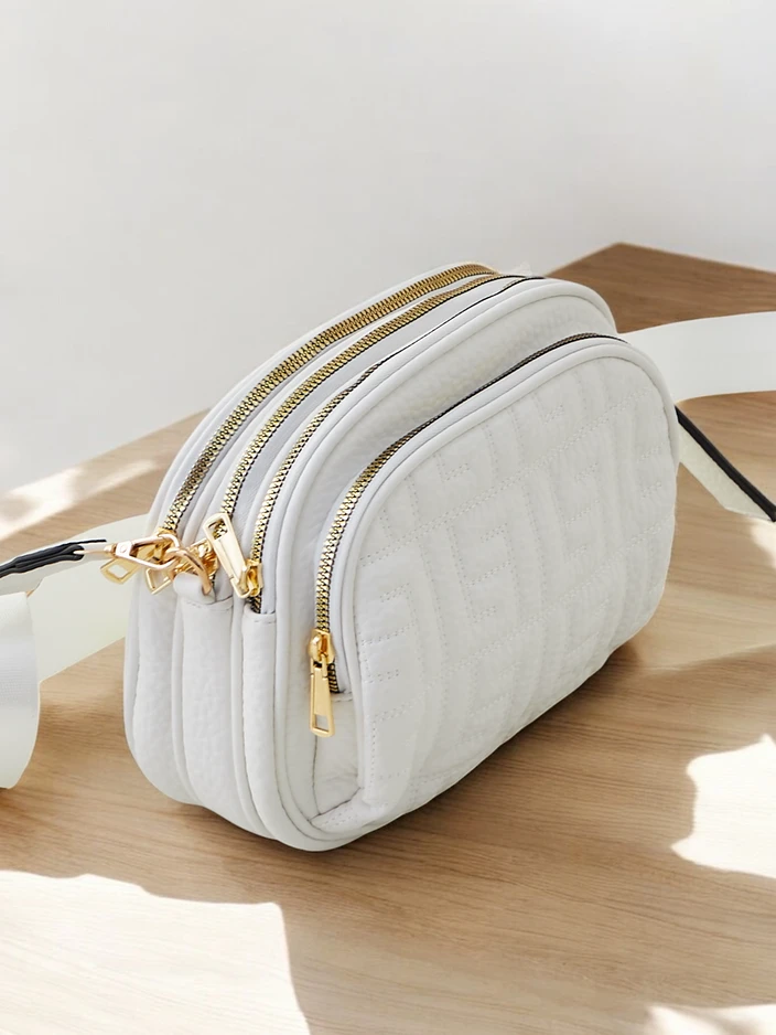 Royalfashion Малка полукръгла дамска чанта от еко-кожа