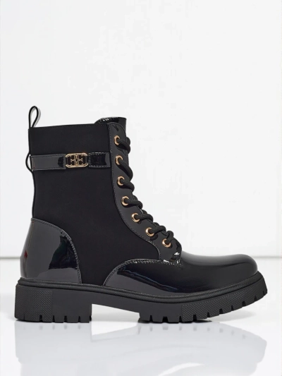 Боти с връзки от еко матова и лакирана кожа Alvinea