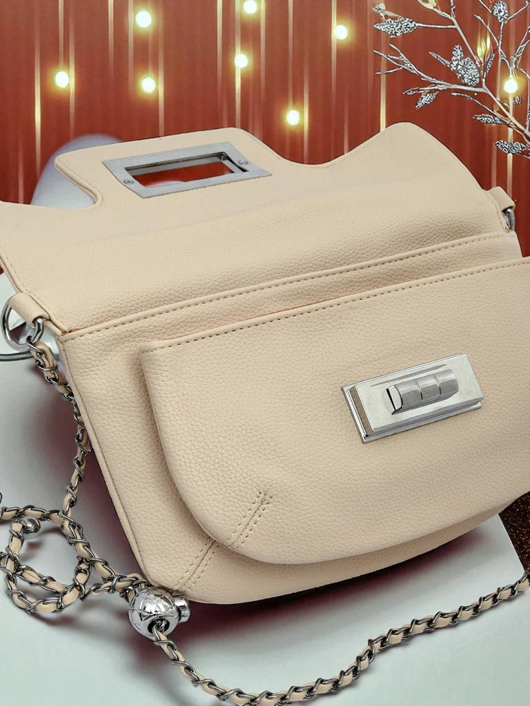 Royalfashion Дамска чантичка тип плик Aurelia Classico