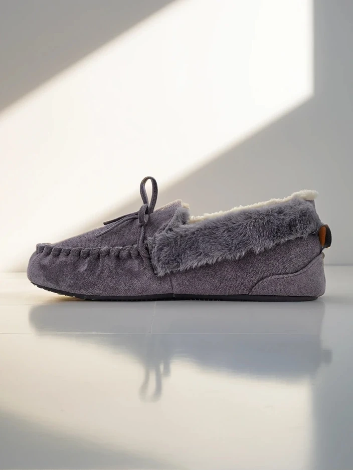 Royalfashion Женски мокасини с козина Ahtikes