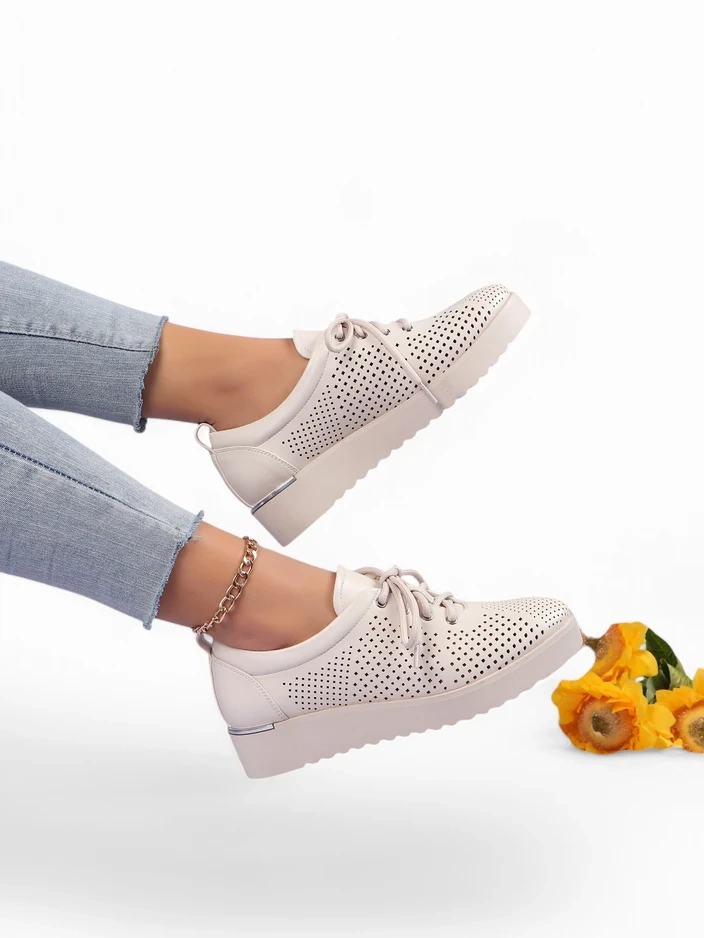 Royalfashion Женски перфорирани мокасини Gofielle