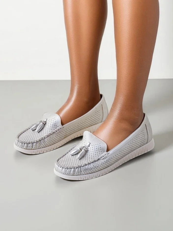 Royalfashion Женски мокасини Esse