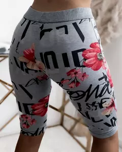 гълъбово сиво || червен